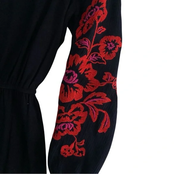 Skies Are Blue Sylvie Floral Embroidered Faux Wrap Knit Dress Womens Size S - Picture 9 of 11